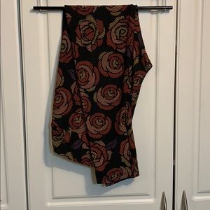 Gently used lularoe leggings